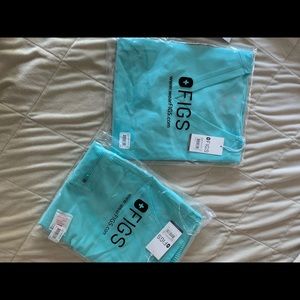 FIGS scrubs